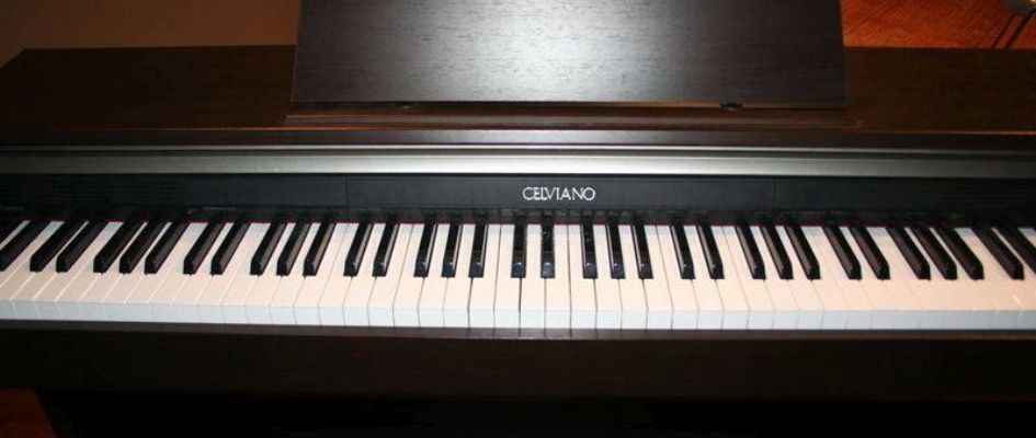 0054_piano_aula_de_musica_x2x.JPG
